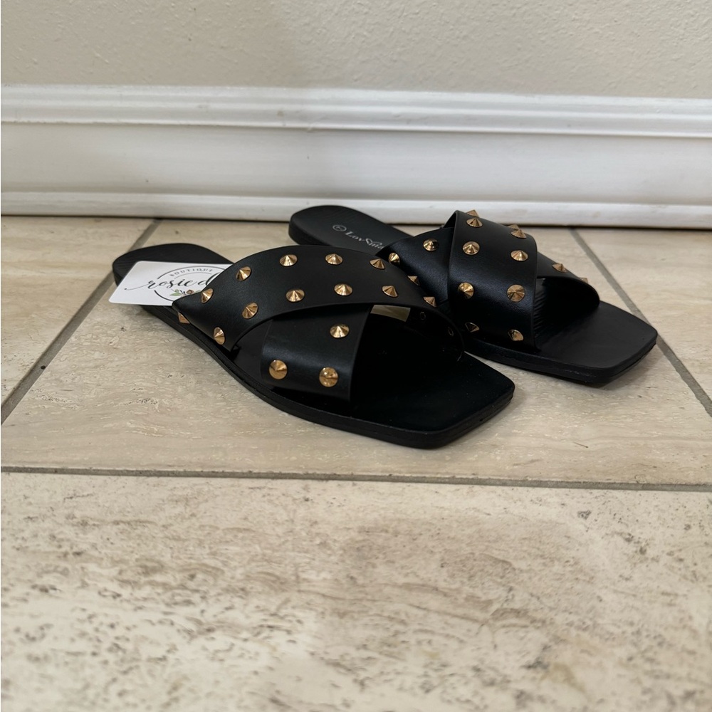 Lov mark black studded sandal